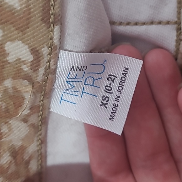 Light Pink and Brown Cheeta Print Faux-Jeans - Picture 1 of 3